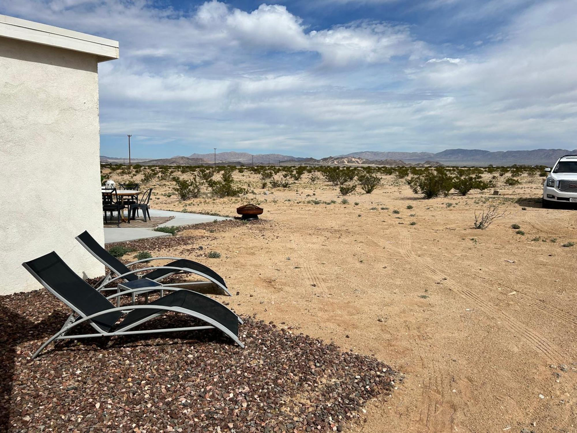 Serene Modern Home Backdoor With Great Wifi, Games, Movies, Patio Seating And Bbq Easy Access To North Joshua Tree National Park In 10 Minutes Туэнтинайн-Палмс Экстерьер фото