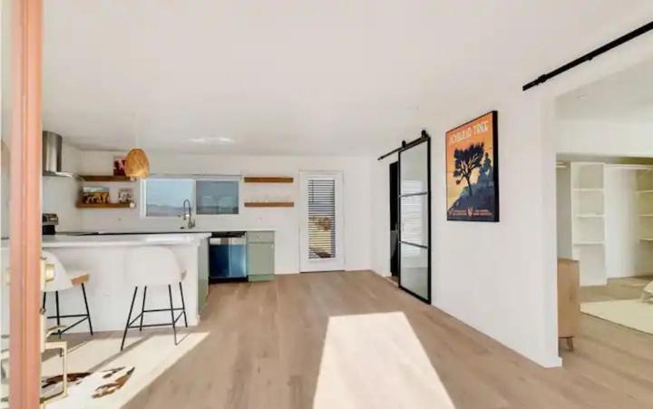 Serene Modern Home Backdoor With Great Wifi, Games, Movies, Patio Seating And Bbq Easy Access To North Joshua Tree National Park In 10 Minutes Туэнтинайн-Палмс Экстерьер фото